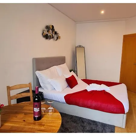 Rentalist Apartaments- Santa Catarina Apartamento Porto