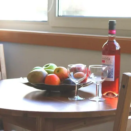 Rentalist Apartaments- Santa Catarina Appartement